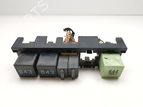 Zekeringkast AUDI A3 (8P1) [2003-2013]  28980592