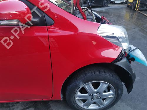 Aile avant droite TOYOTA IQ (_J1_) 1.0 (KGJ10_, KGJ10R) (68 hp) 31809305