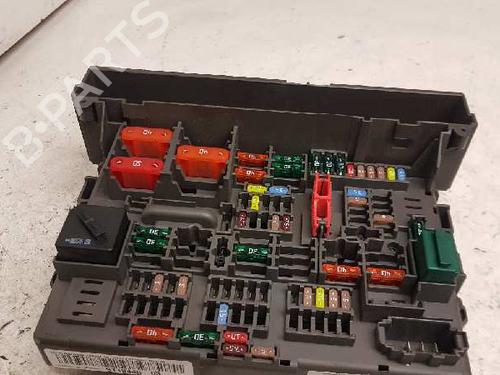Used Fuse box BMW 3 (E90) 320 d (177 hp) 28992205