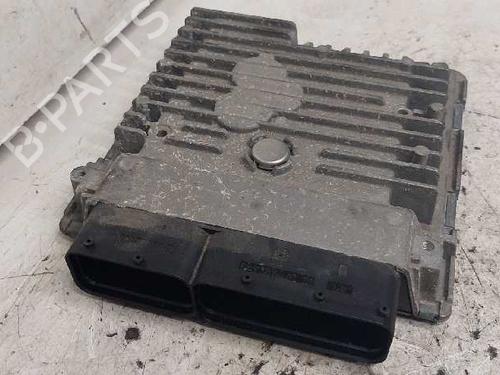 Centralita motor SEAT LEON (1P1) 1.6 TDI (105 hp) 28995423