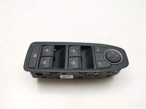 Used Left front window switch RENAULT CAPTUR II (HF_) [2020-2025]  29358260
