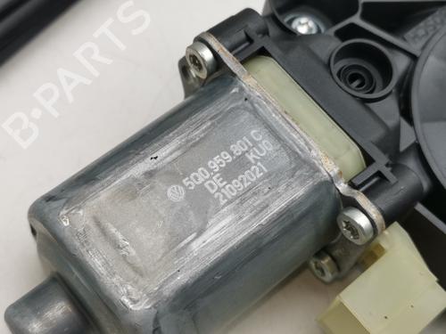 Vindusheismekanisme venstre foran SEAT ATECA (KH7, KHP) | BP30568643C22