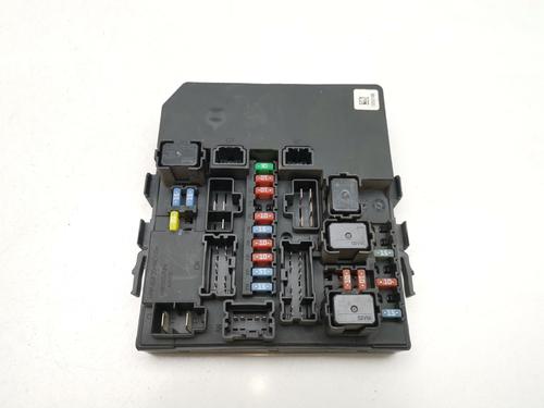 Used Fuse box Fuse box 36807238 36807238