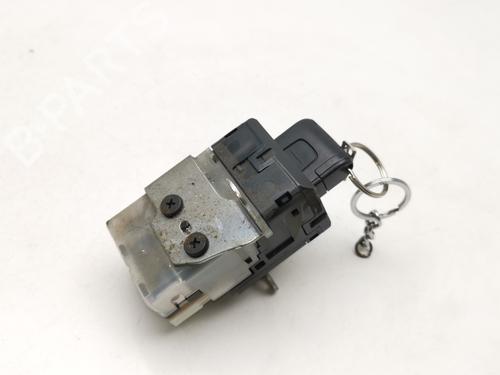Used Electronic module TOYOTA COROLLA Verso (ZER_, ZZE12_, R1_) 2.2 D-4D (AUR10_, AUR10R) (136 hp) 30133908