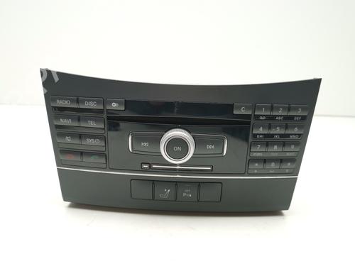 Used Radio Radio MERCEDES-BENZ E-CLASS (W212) E 350 CDI (212.025) (231 hp) 39442934 39442934