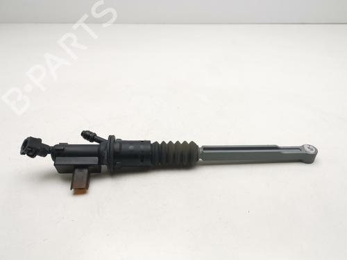 Used Clutch slave cylinder Clutch slave cylinder 39444737 39444737