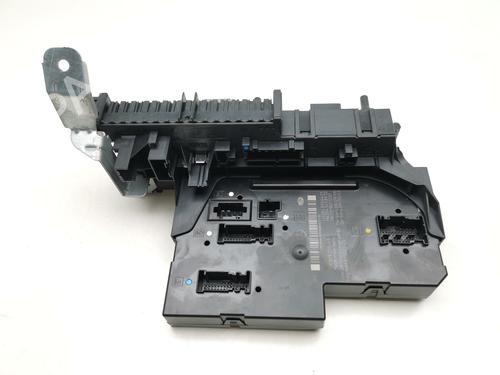 Used Fuse box Fuse box 39441450 39441450