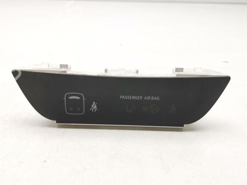Display Display 39443802 39443802