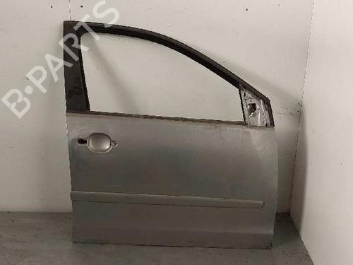 Used Right front door VW POLO IV (9N_, 9A_) 1.9 TDI (101 hp) 28991375