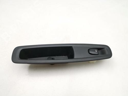 Used Right rear window switch RENAULT KADJAR (HA_, HL_) 1.5 dCi 110 (HLA3) (110 hp) 28977606