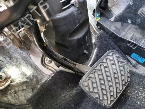 Used Break pedal Break pedal INFINITI Q50 50 D (170 hp) 40216609 40216609