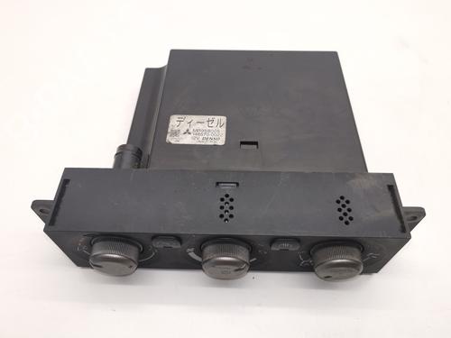 Climate control MITSUBISHI PAJERO III (V7_W, V6_W) 3.2 Di-D (V68W) | BP28991047I5