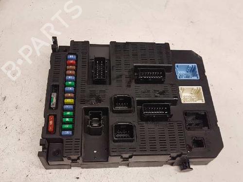 Used Fuse box CITROËN C4 Coupe (LA_) [2004-2013]  28998027