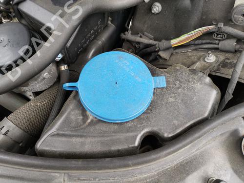 Used Windscreen washer tank Windscreen washer tank MERCEDES-BENZ S-CLASS (W221, V221) S 320 CDI (221.022, 221.122) (235 hp) 40217513 40217513