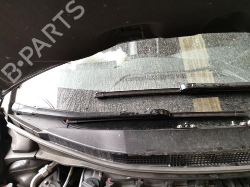 Used Front windshield wiper arm HONDA CIVIC VIII Hatchback (FN, FK) 2.2 CTDi (FK3) (140 hp) 28977926