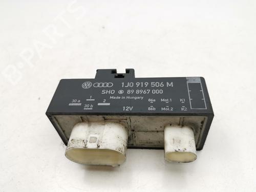 Used Electronic module VW POLO IV (9N_, 9A_) 1.4 TDI (75 hp) 28978362