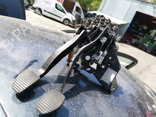 Used Clutch pedal Clutch pedal PEUGEOT 508 I (8D_) 2.0 BlueHDi 150 (150 hp) 40216575 40216575