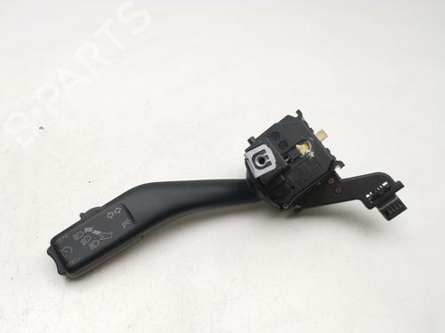Used Steering column stalk VW GOLF VI (5K1) [2008-2014]  28997228