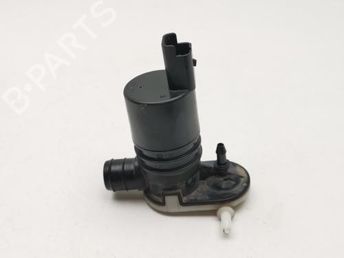 Used Washer pump RENAULT KADJAR (HA_, HL_) 1.5 dCi 110 (HLA3) (110 hp) 28978356