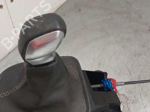 Gear lever CITROËN C3 III (SX) 1.2 THP 110 (SXHNPS, SXHNZT, SXHNZ6) | BP28998639M90 