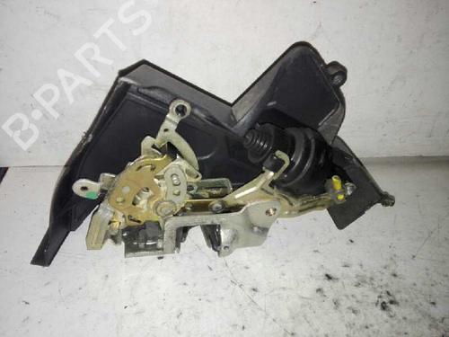 Used Rear left lock MERCEDES-BENZ E-CLASS (W210) E 290 Turbo-D (210.017) (129 hp) 28983824