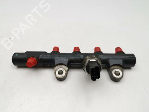 Used Injection rail Injection rail 39438348 39438348