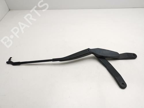 Used Front windshield wiper arm Front windshield wiper arm 39444642 39444642