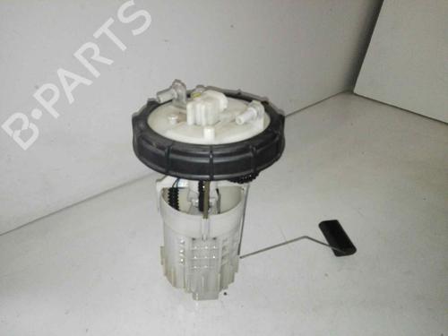 Used Fuel pump NISSAN INTERSTAR Van (X70) [2002-2025]  28990823