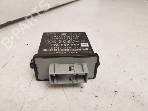 Used Electronic module SKODA OCTAVIA II (1Z3) 2.0 TDI RS (170 hp) 28982313