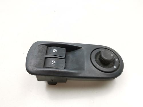 Used Left front window switch RENAULT TRAFIC II Platform/Chassis (EL) 1.9 dCi 100 (EL0C) (101 hp) 28982221