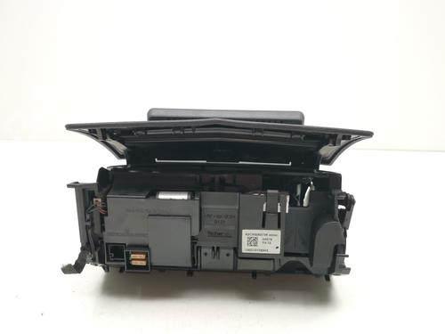 Display monitor MERCEDES-BENZ C-CLASS (W204) | BP28996933C48
