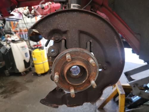 Used Left front steering knuckle Left front steering knuckle 37536671 37536671