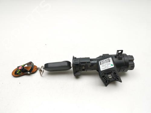 Used Electronic module FIAT 500 (312_) 1.2 (312AXA1A) (69 hp) 28988306