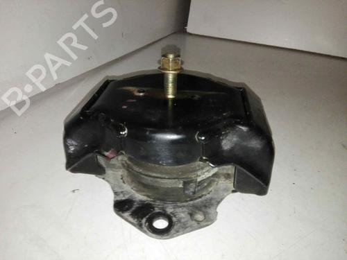 Used Engine mount MITSUBISHI PAJERO III (V7_W, V6_W) 3.2 Di-D (V68W) (160 hp) 28982385