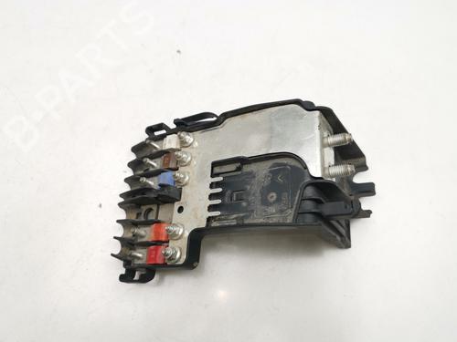 Used Fuse box CITROËN BERLINGO MULTISPACE (B9) 1.6 BlueHDi 100 (99 hp) 28982581