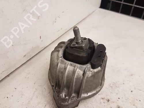 Used Engine mount BMW 3 (E90) 320 d (163 hp) 28982484