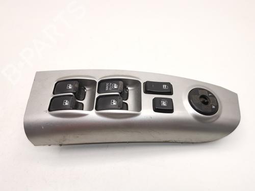 Used Left front window switch KIA SPORTAGE II (JE_, KM_) [2004-2011]  28984562