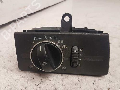 Used Headlight switch MERCEDES-BENZ E-CLASS (W211) [2002-2009]  28980057