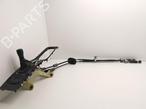 Used Gear lever HONDA HR-V (RU) 1.6 i-DTEC (RU8) (120 hp) 28998685