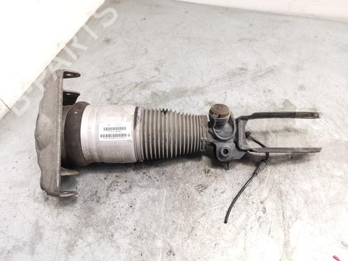 Used Right front shock absorber AUDI Q7 (4LB) [2006-2016]  30832700