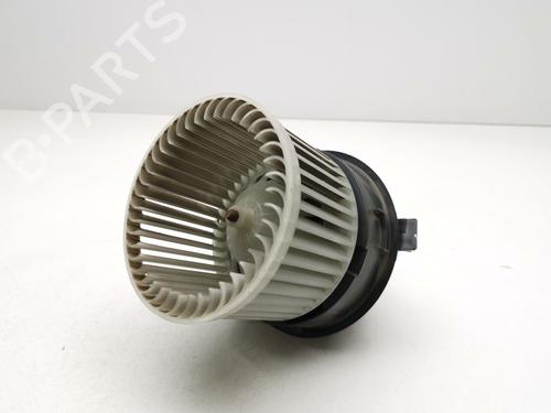 Used Heater blower motor Heater blower motor PEUGEOT 2008 II (UD_, US_, UY_, UJ_, UR_, UC_) 1.2 PureTech 130 (USHNS, URHNS) (130 hp) 40256496 40256496