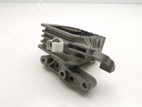 Used Engine mount BMW 2 Active Tourer (F45) 218 d (150 hp) 28989462