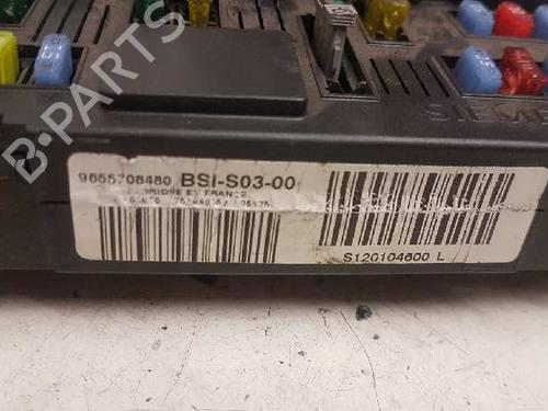 Fuse box PEUGEOT 407 (6D_) 2.0 (6DRFNB, 6DRFNE) | BP28997952E1