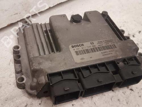 Used Engine control unit (ECU) RENAULT MEGANE II (BM0/1_, CM0/1_) [2001-2012]  28990957