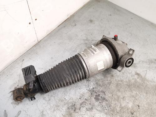 Used Right rear shock absorber AUDI Q7 (4LB) [2006-2016]  30832702