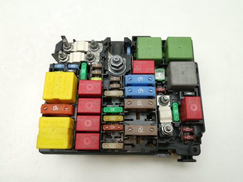 Used Fuse box CITROËN C-ELYSEE (DD_) 1.5 BlueHDi 100 (102 hp) 28997098
