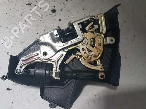 Used Rear left lock MERCEDES-BENZ E-CLASS (W210) E 290 Turbo-D (210.017) (129 hp) 28979764