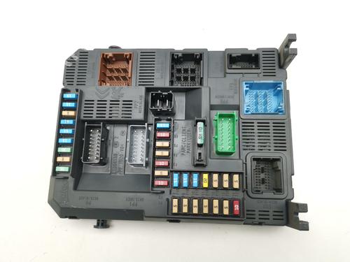 Used Fuse box PEUGEOT 208 I (CA_, CC_) 1.6 BlueHDi 100 (100 hp) 28989628