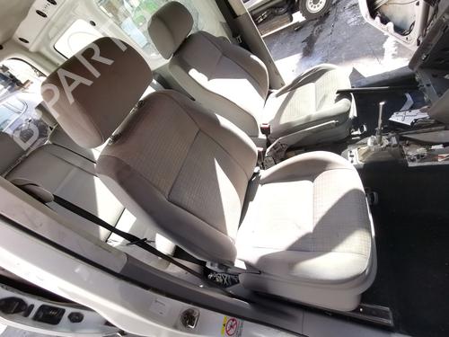 Used Right front seat Right front seat VW CADDY III Box Body/MPV (2KA, 2KH, 2CA, 2CH) 1.9 TDI (75 hp) 40216786 40216786