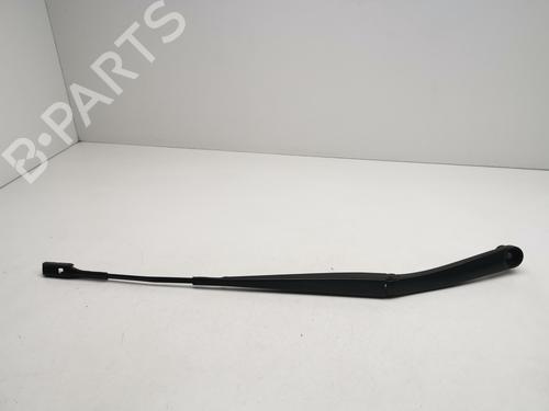 Used Front windshield wiper arm HYUNDAI TUCSON (NX4E, NX4A) [2020-2026]  30874167